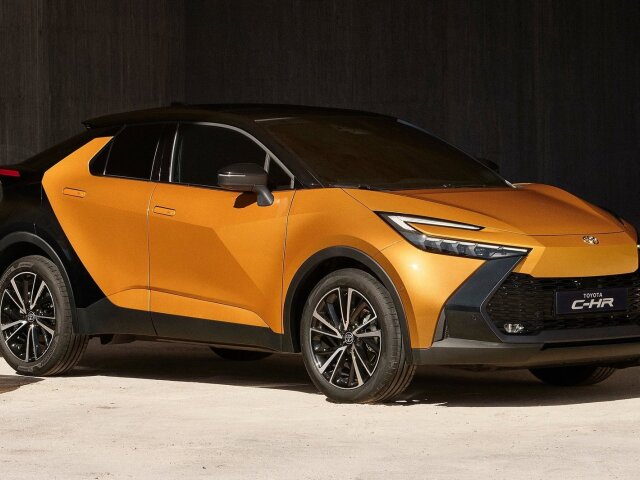 Toyota C-HR - 2023