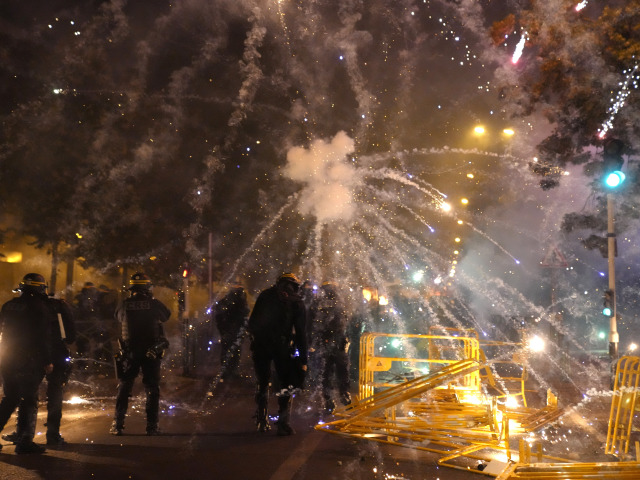 Francúzko polícia tínedžer usmrtenie protesty zrážky