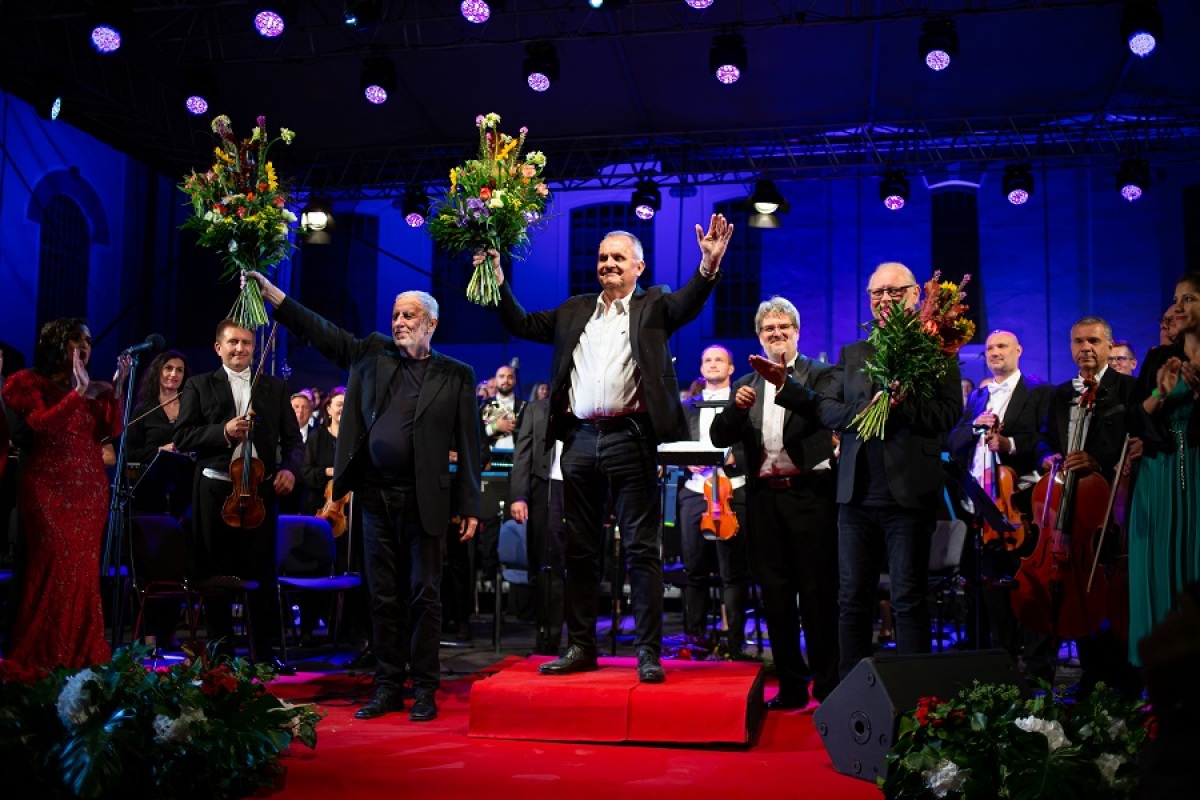 Elan je klasika 2022