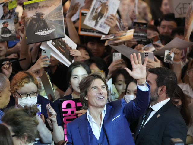 Tom Cruise