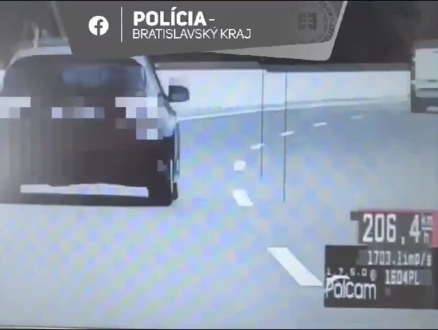 Opitá vodička na rýchloceste R7