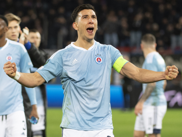 Švajčiarsko SR futbal EKL osemfinále Bazilej Slovan