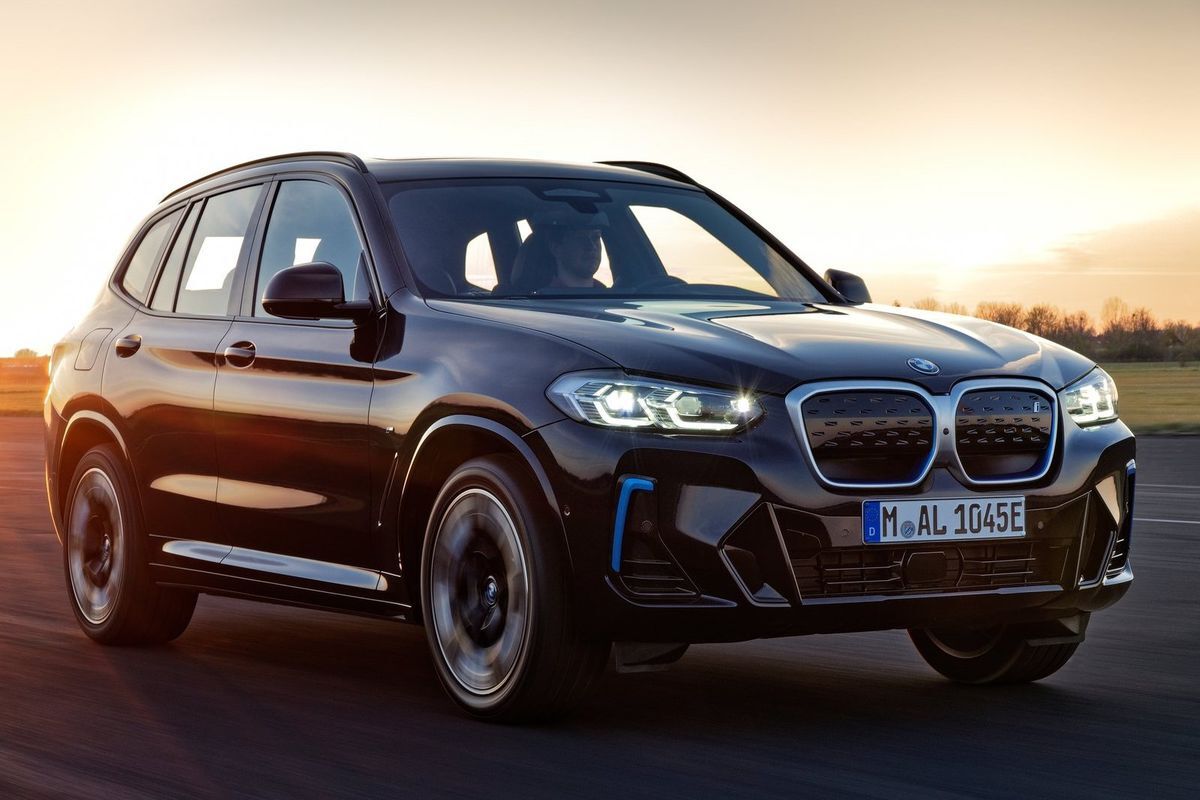 5. BMW i X3 - Od 70-tisic eur