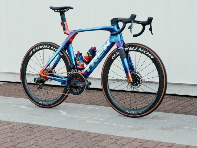 1 Trek
