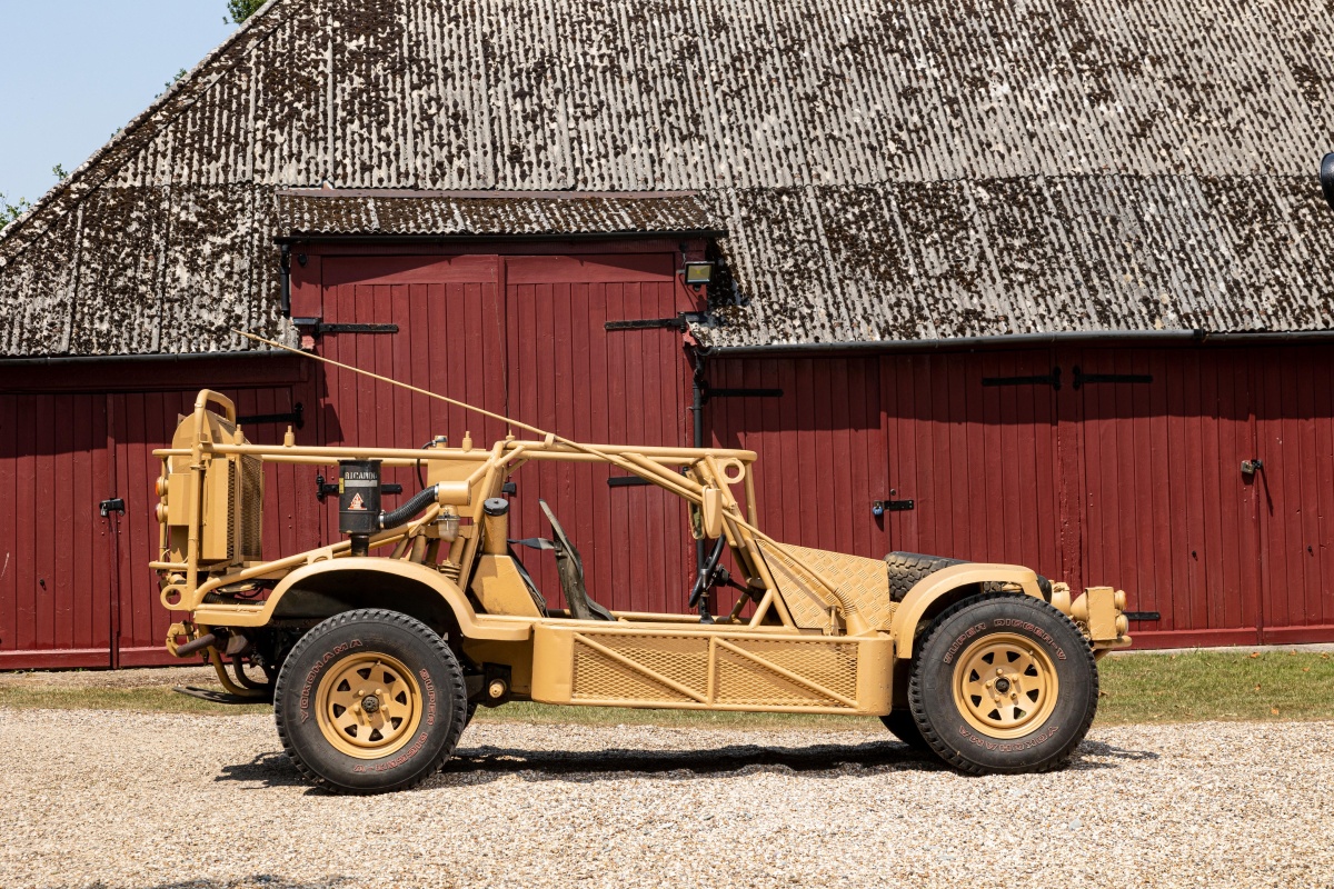 Longline/Ricardo MkII Light Strike Vehicle (1990)