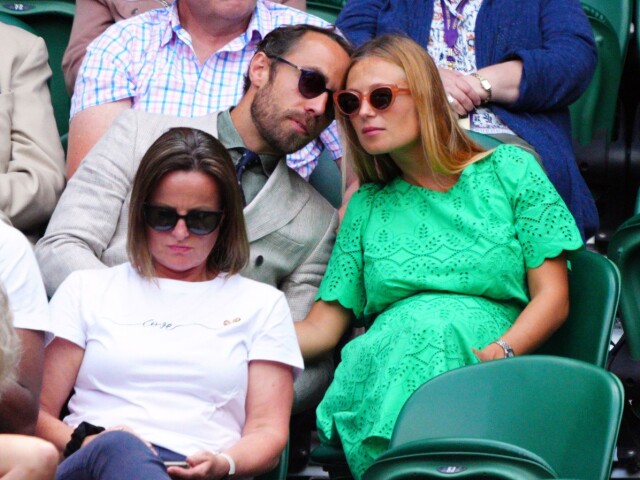 James Middleton a jeho tehotná manželka Alizee Thevenet 