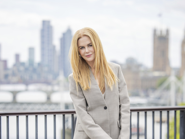 Nicole Kidman v kostýme Ferragamo 