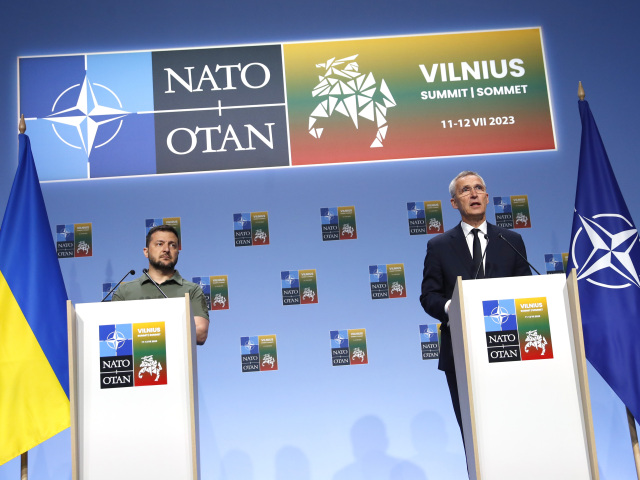 Volodymyr Zelenskyj / Jens Stoltenberg / 