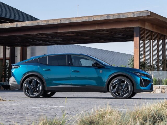 Peugeot-408-2023-1600-14