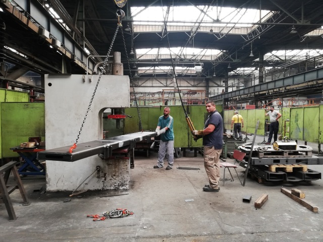 fabrika, Way Industries, Krupina, odmínovače, Božena