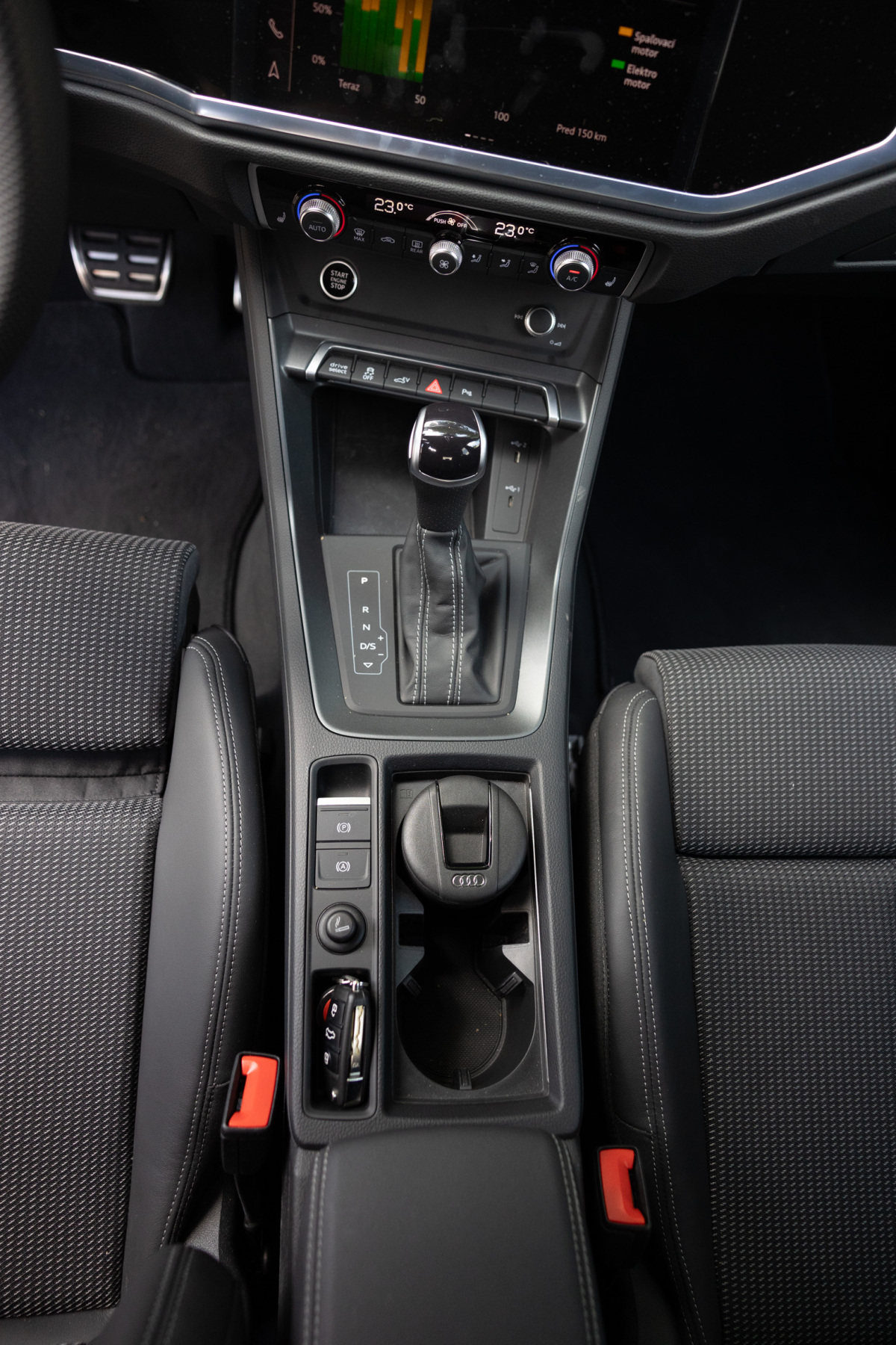 Audi Q3 45 TFSI e (2023)