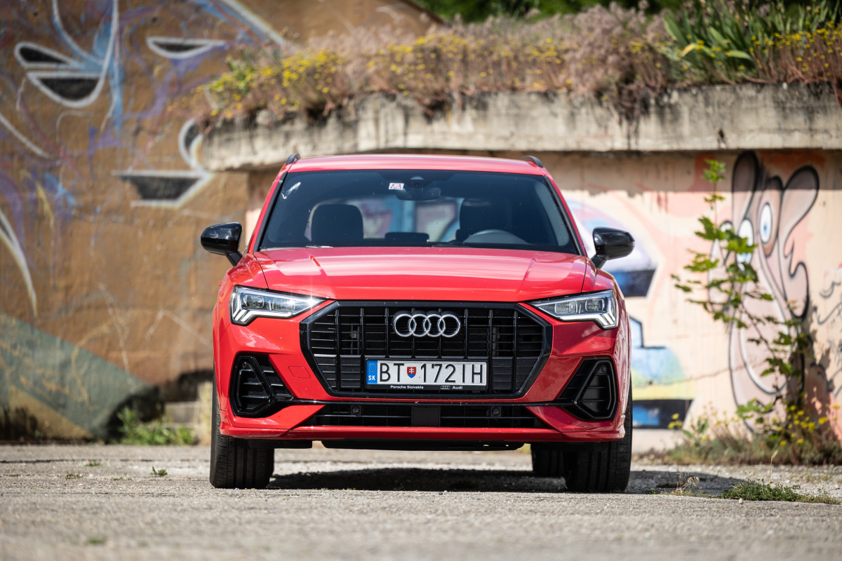 Audi Q3 45 TFSI e (2023)