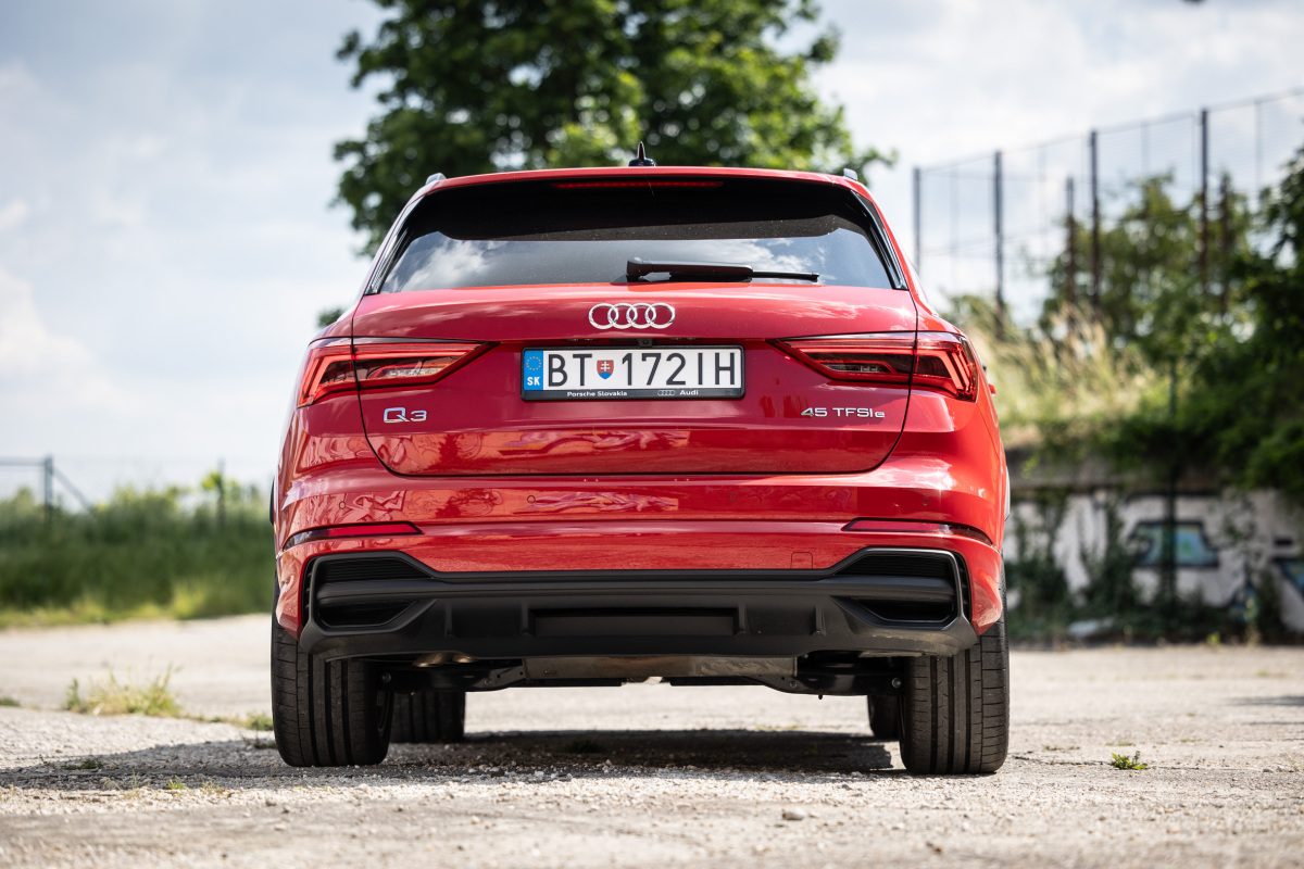 Audi Q3 45 TFSI e (2023)