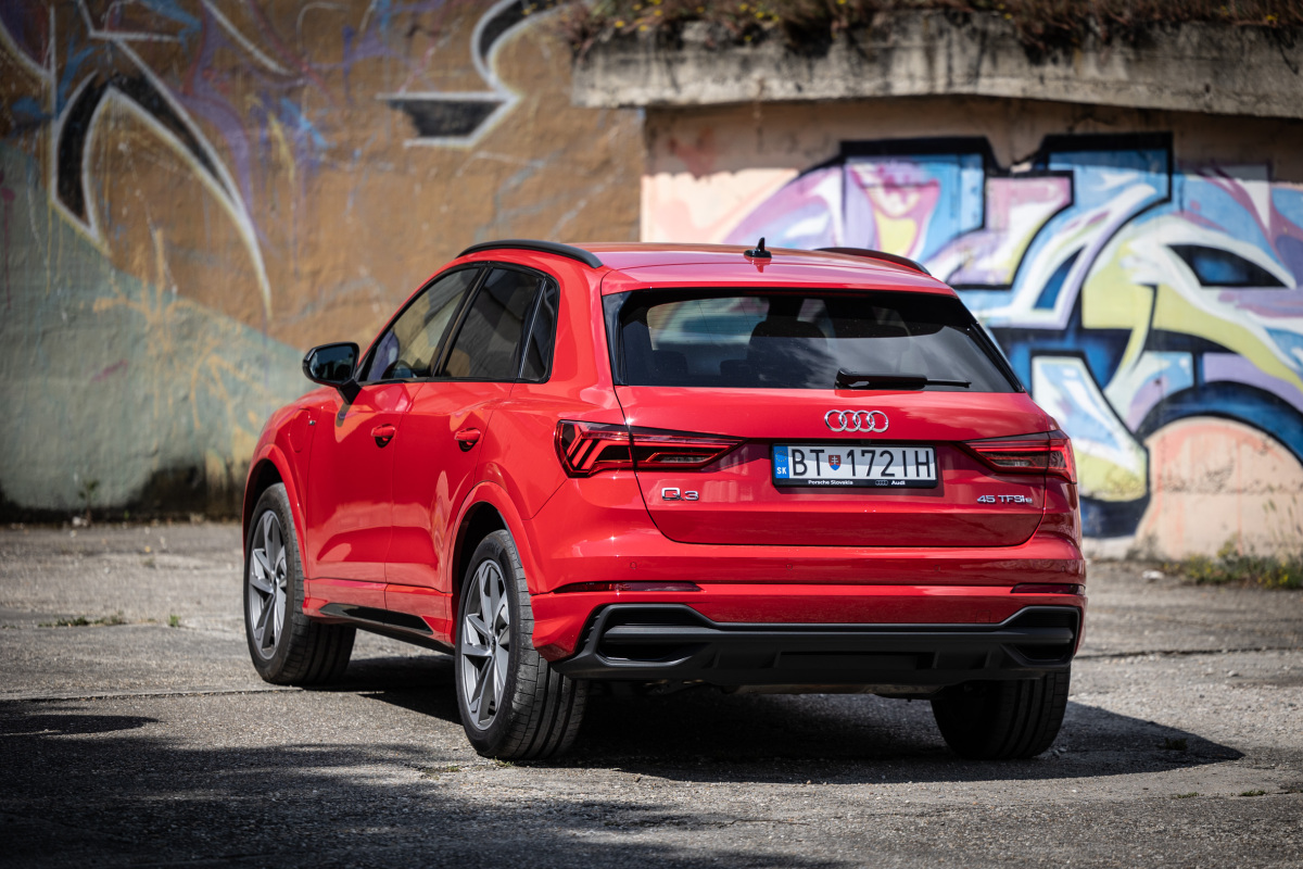 Audi Q3 45 TFSI e (2023)