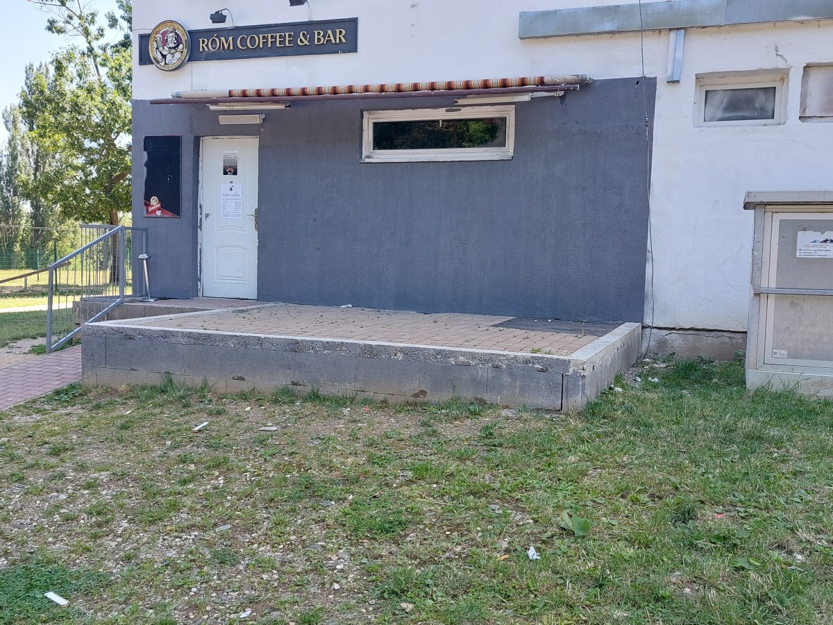 Lunik IX Róm bar