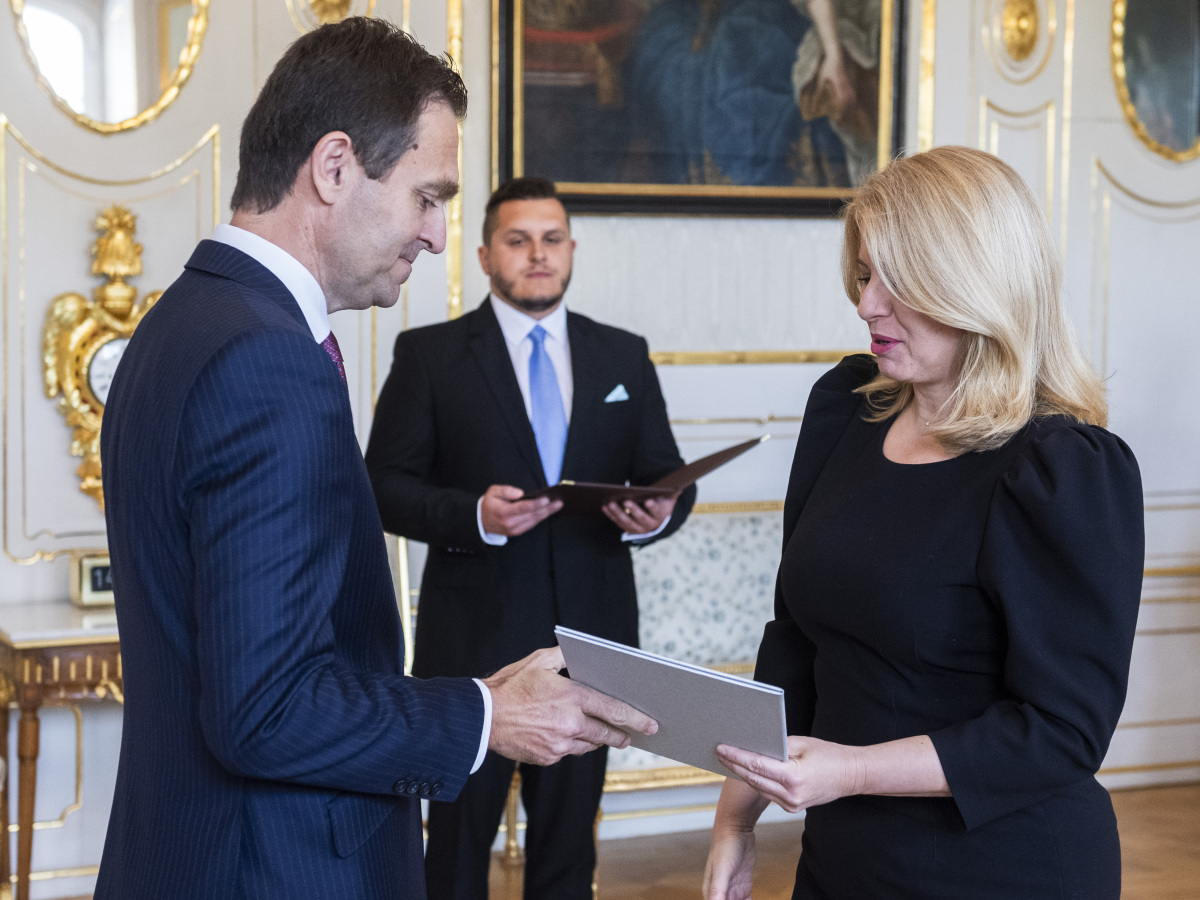 čaputová, ódor