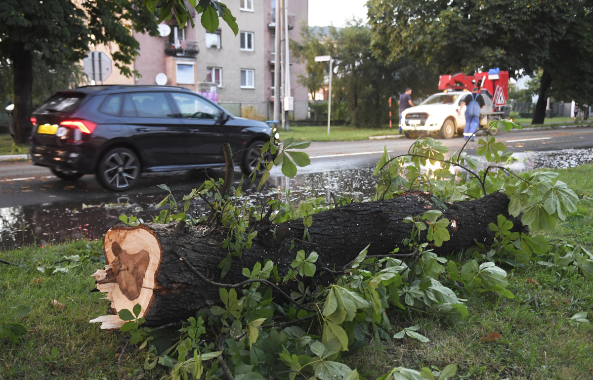 SR Strážske Počasie Búrka KEX