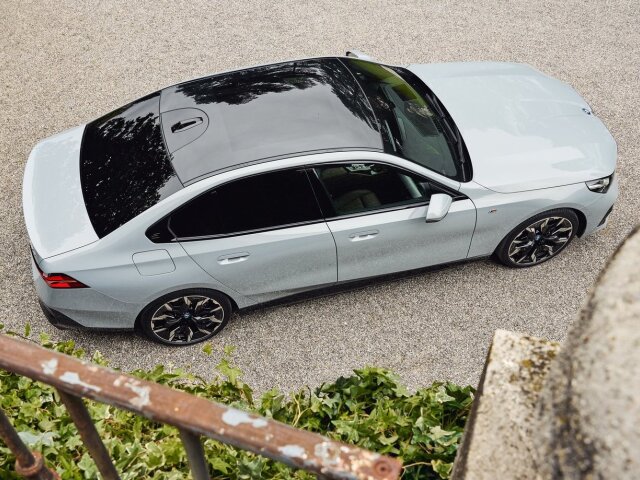 BMW-i5-2024-1280-32
