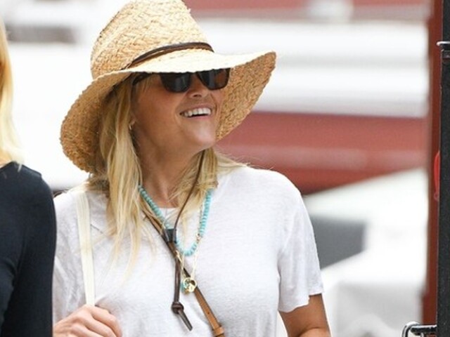 Reese Witherspoon (vpravo) a jej dcéra Ava Phillippe