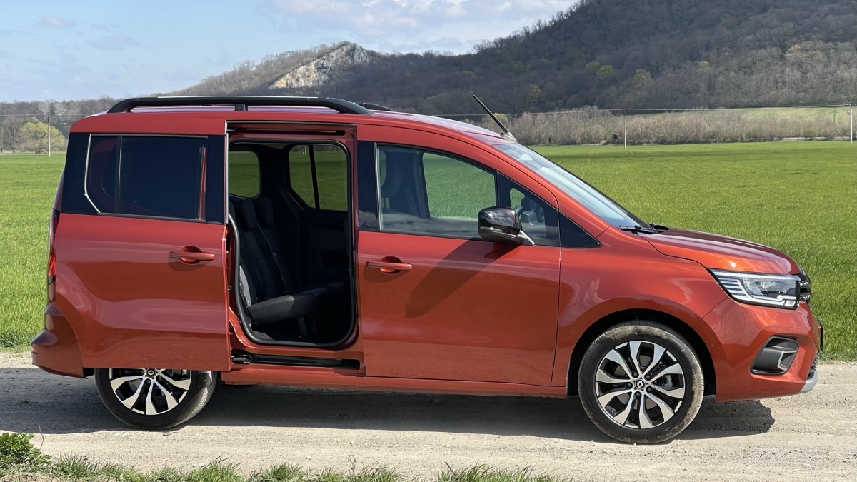 Renault Kangoo 130 TCe EDC Techno (2023)