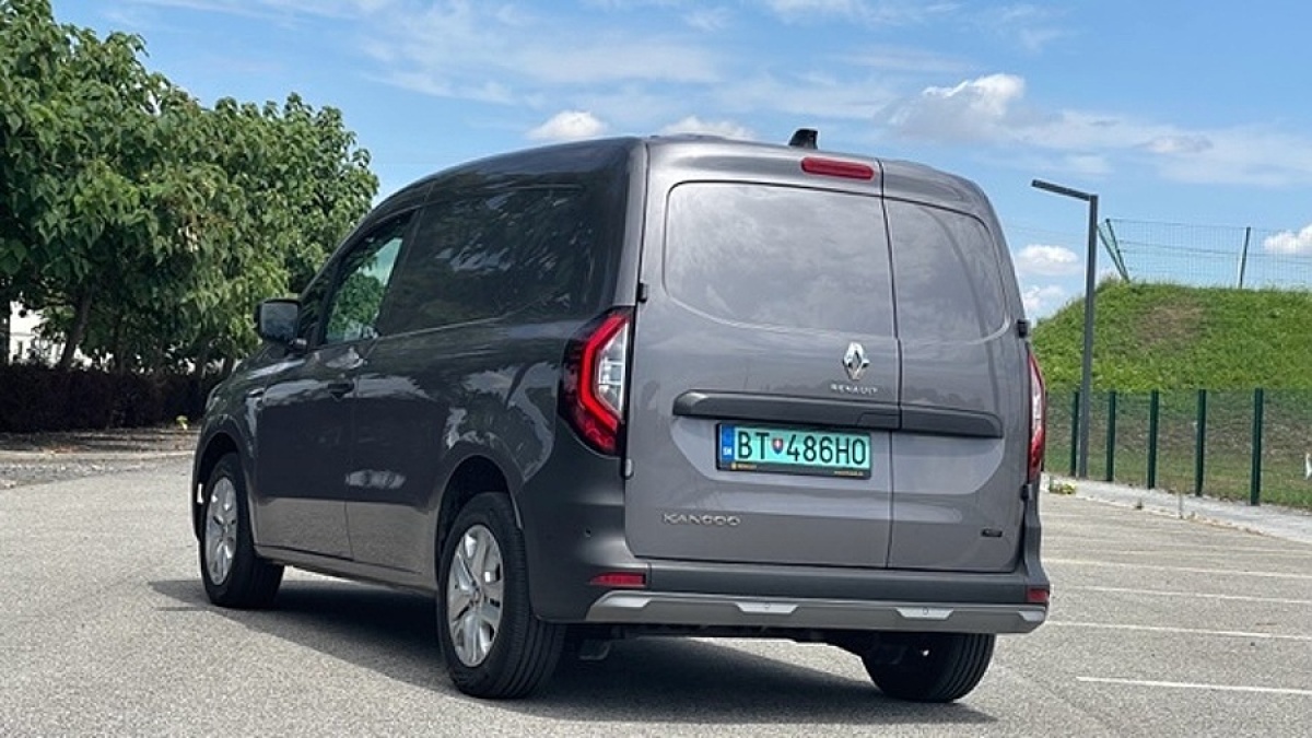 Renault Kangoo E-Tech (2023)