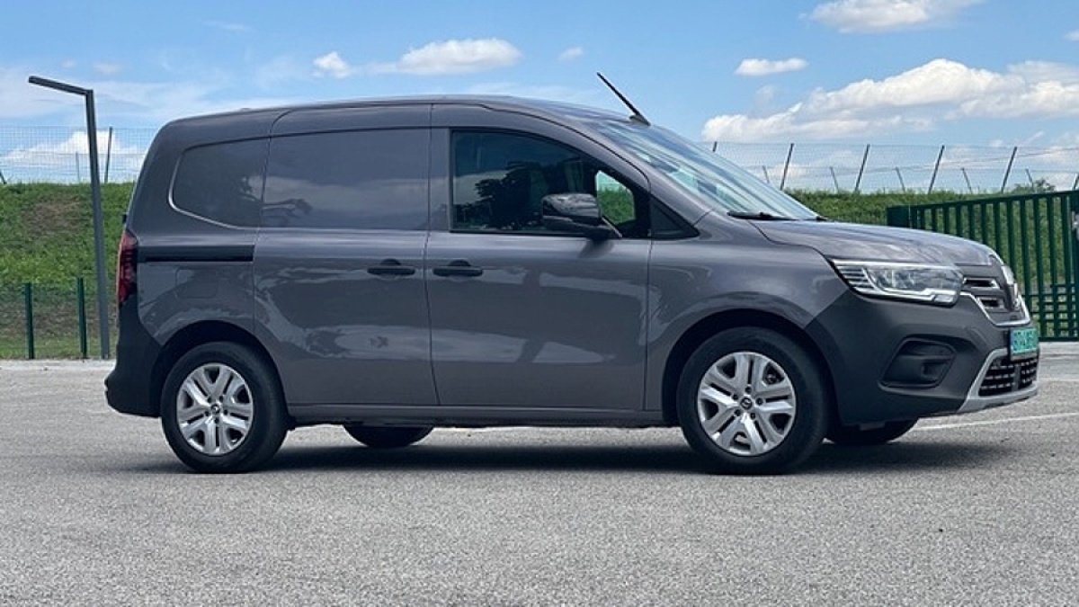 Renault Kangoo E-Tech (2023)