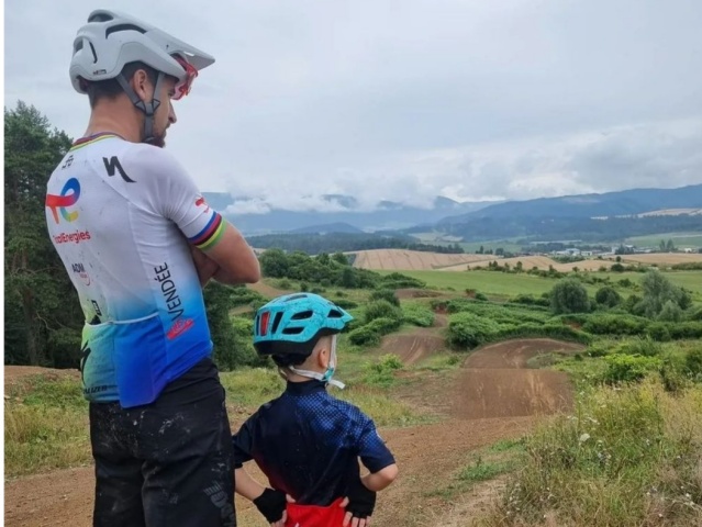 Sagan, syn, nepoužívať