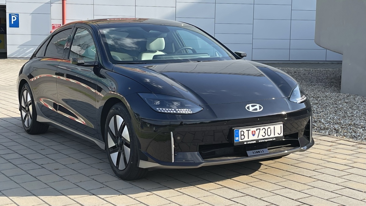 Hyundai Ioniq 6