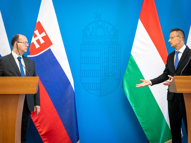 Wlachovský, Szijjártó