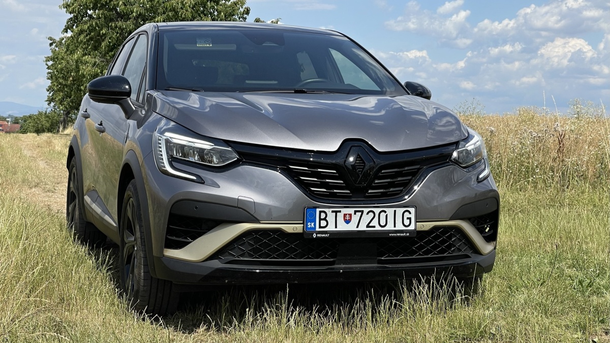 Renault Captur E-Tech (2023)