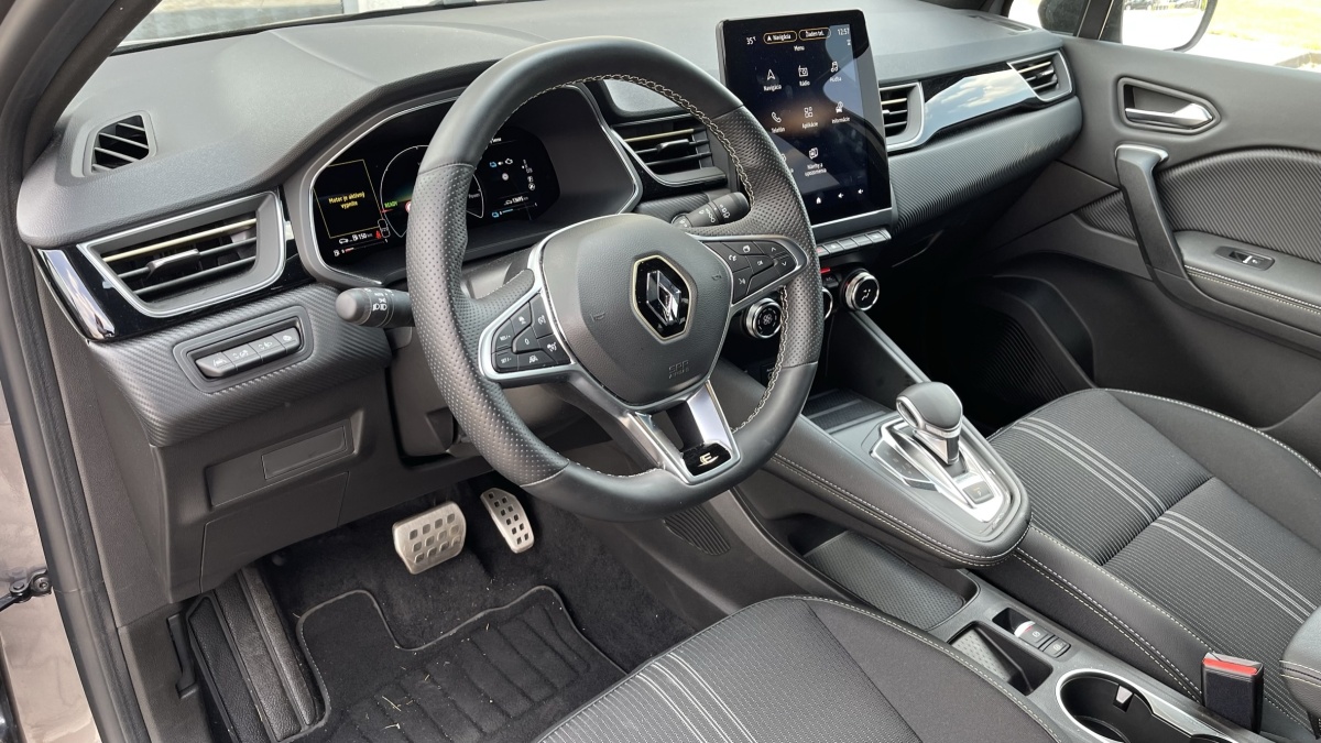Renault Captur E-Tech Engineered (2023)