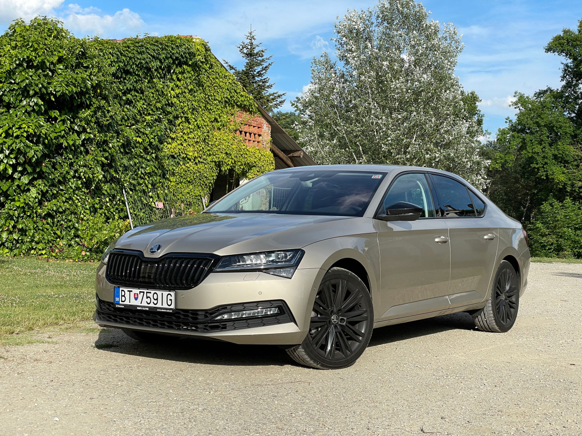 Škoda Superb 2,0 TSI 7DSG 4x4 - 2023