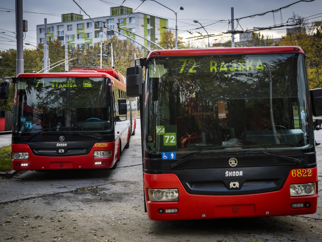 DPB / MHD / trolejbus /