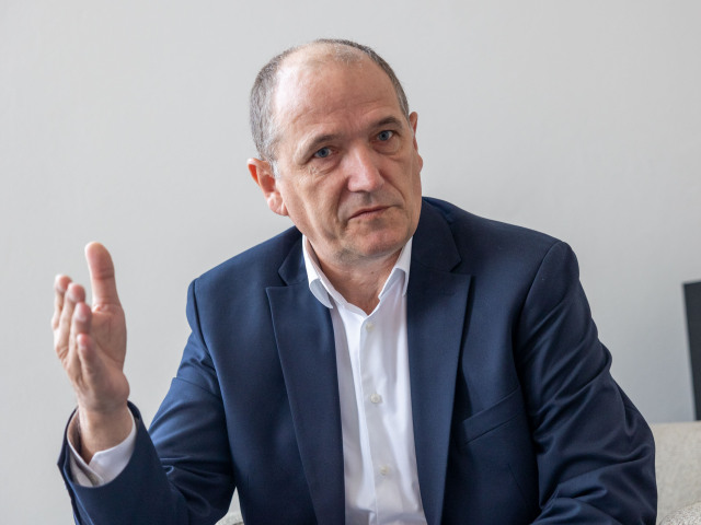 Milan Murcko, YIT