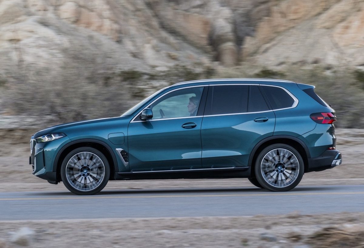 BMW X5 8