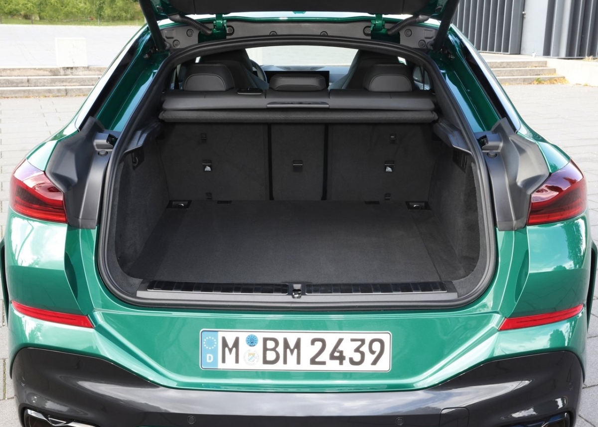 BMW X6 M60i 16