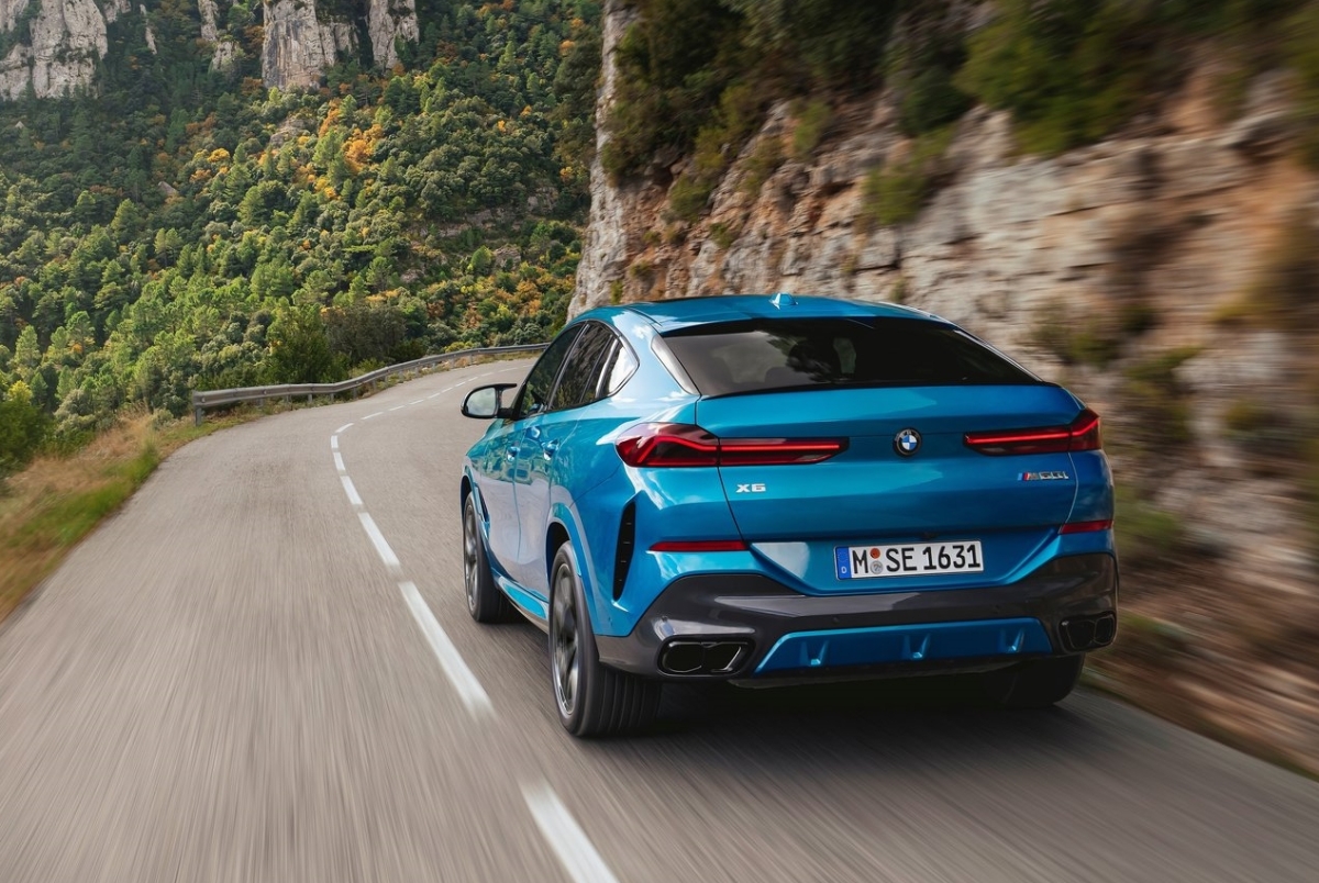 BMW X6 M60i 7