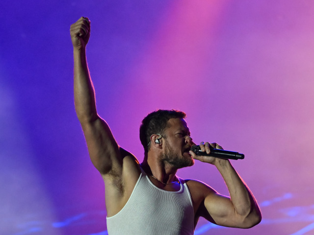 Dan Reynolds, spevák americkej skupiny Imagine Dragons