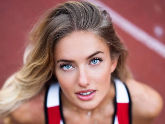 01. Alica Schmidtová