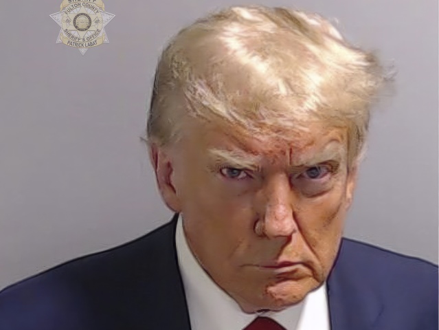 Trump, policajná foto