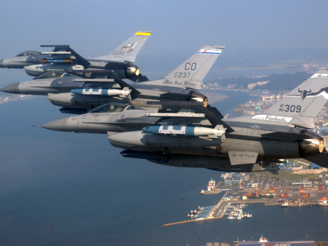 F-16 USAF