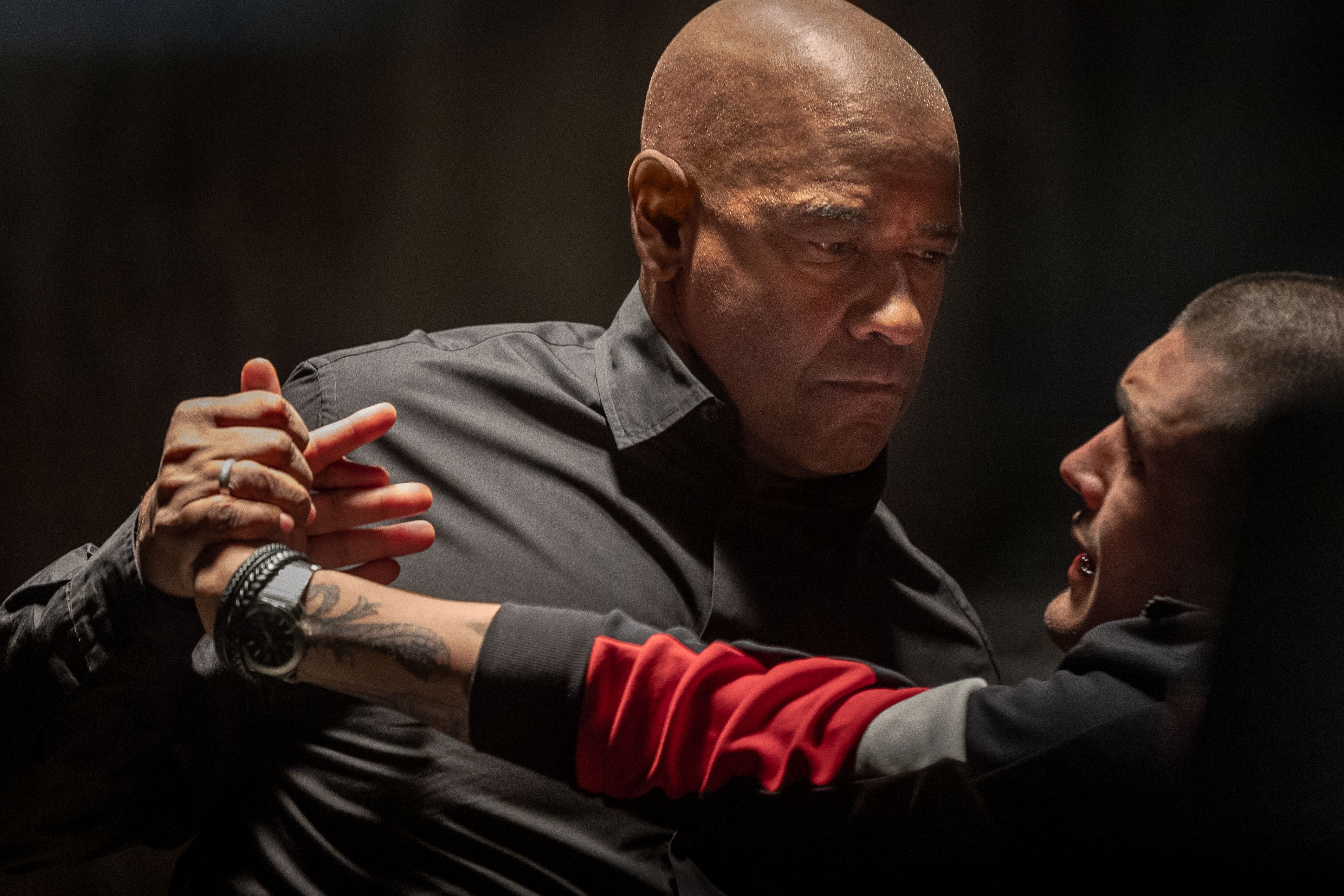 Denzel Washington ako  bývalý špeciálny agent bojuje nielen s mafiou, ale aj s vlastnými démonmi.