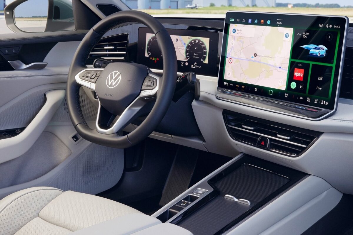 Volkswagen Passat Variant - 2023