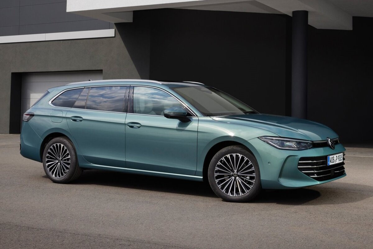 Volkswagen Passat Variant - 2023