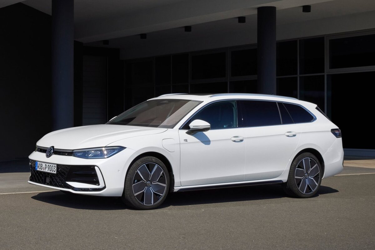 Volkswagen Passat Variant - 2023