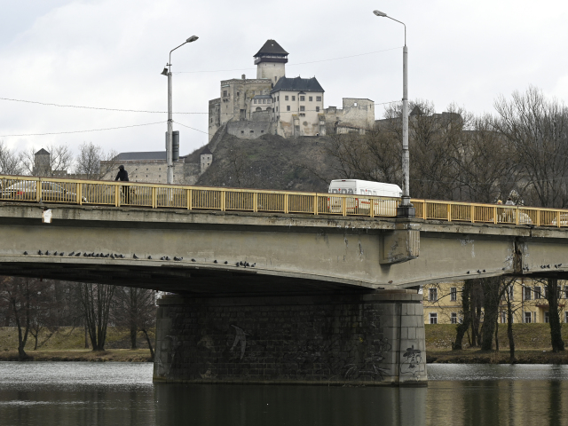 SR Trenčín mosty nevyhovujúce oprava TNX
