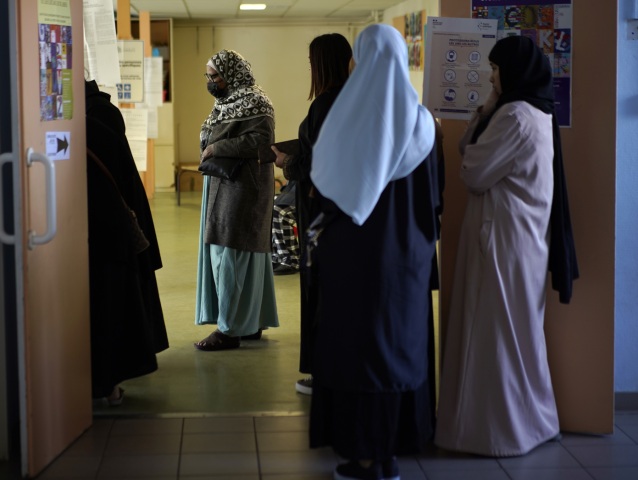 Francúzsko školy islam abája odev zákaz kontrola