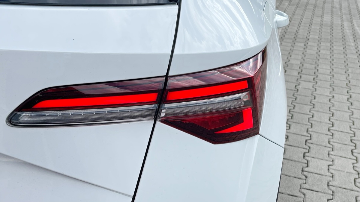 Škoda Karoq 30 edition (2023)