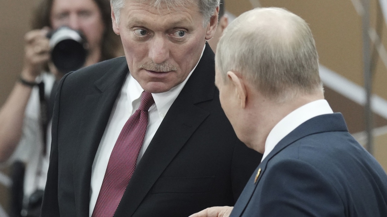 Tri roky klamali o „ operácii . Teraz Peskov hovorí o vojne a ukazuje prstom na Západ - Svet - Správy