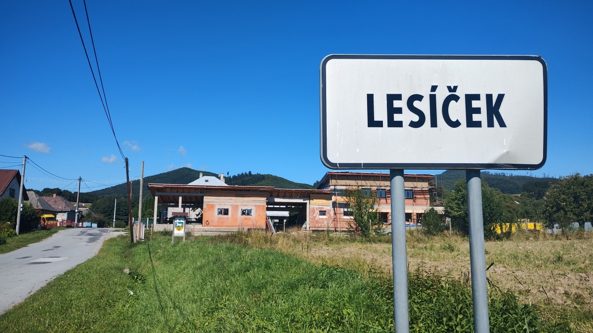 Obec Lesicek  7 